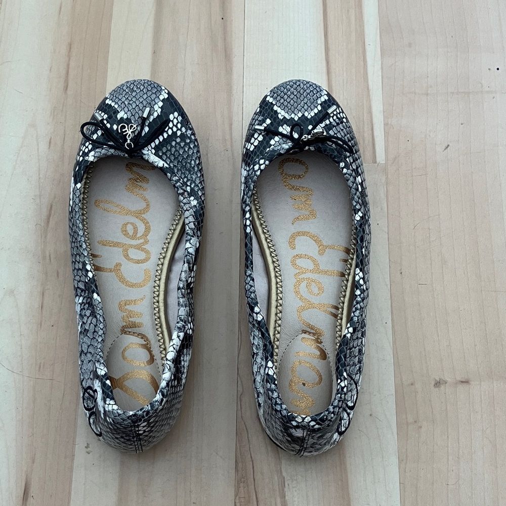 Sam Edelman Flats